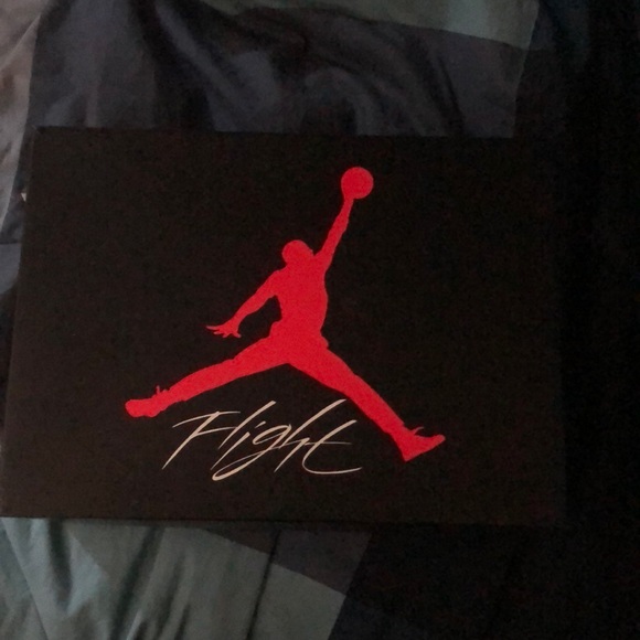Air Jordan 4 - Picture 1 of 4